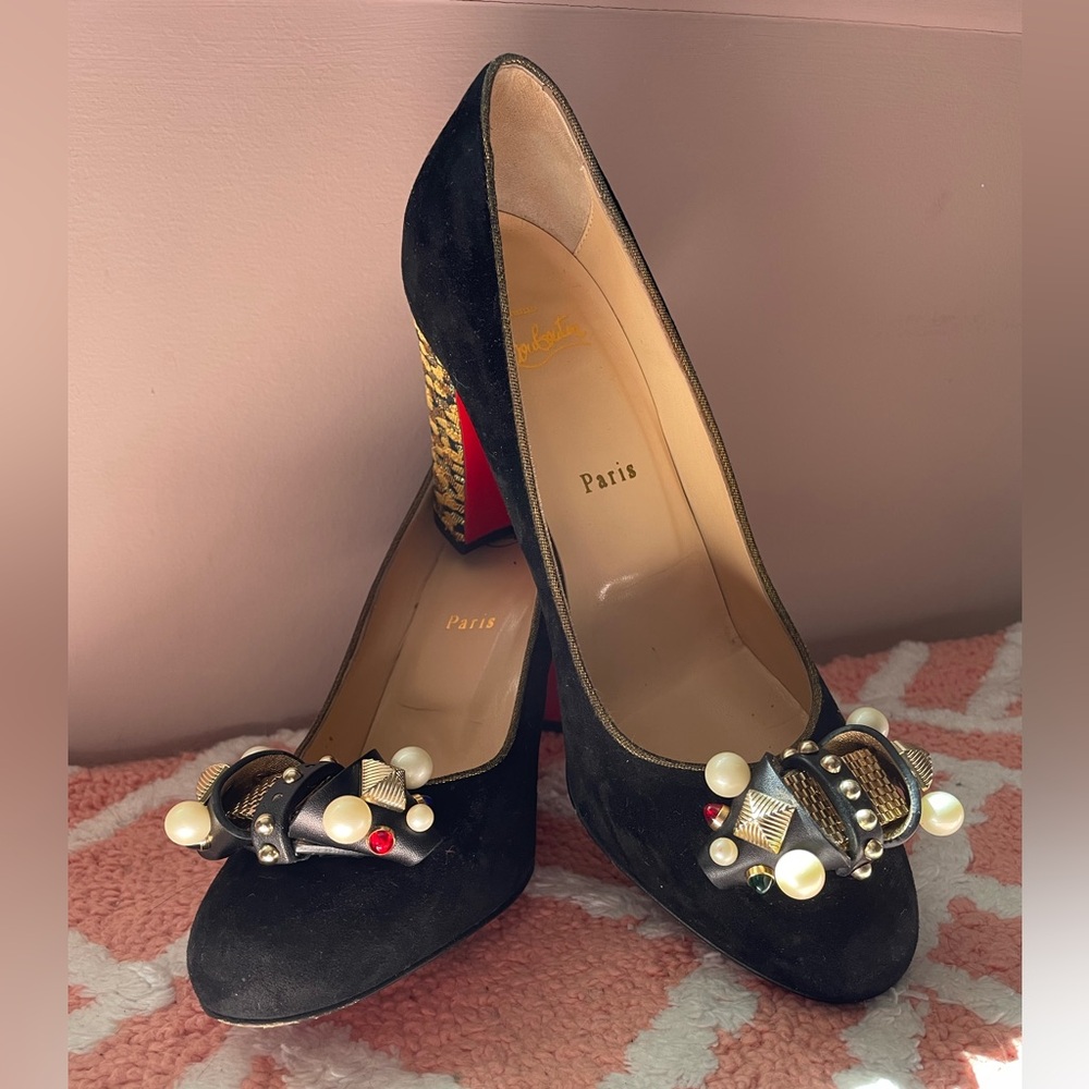 LOUBOUTIN SUEDE BLOCK HEELS